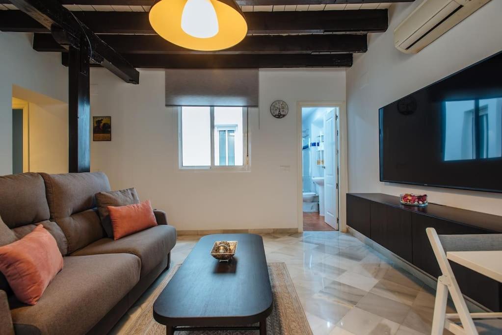 Ad2B Apartment, 300M From Cathedral With 2Br Seville Exterior photo