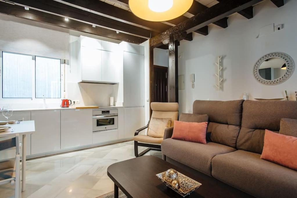 Ad2B Apartment, 300M From Cathedral With 2Br Seville Exterior photo